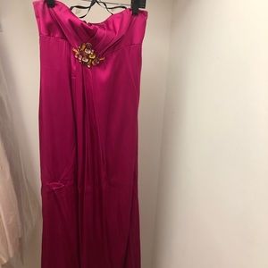 Long, formal gown size 8 Kurt Thomas